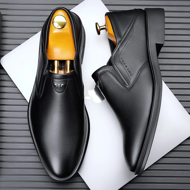 Men's Pointed Toe Two-Tone Leather Dress Shoes